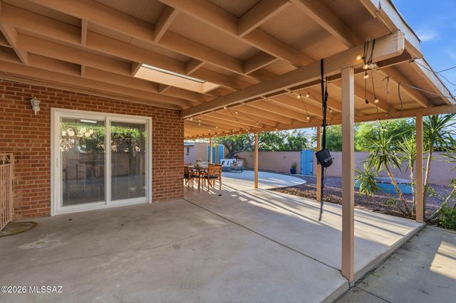 6825 E Calle Marte, Tucson, AZ 85710