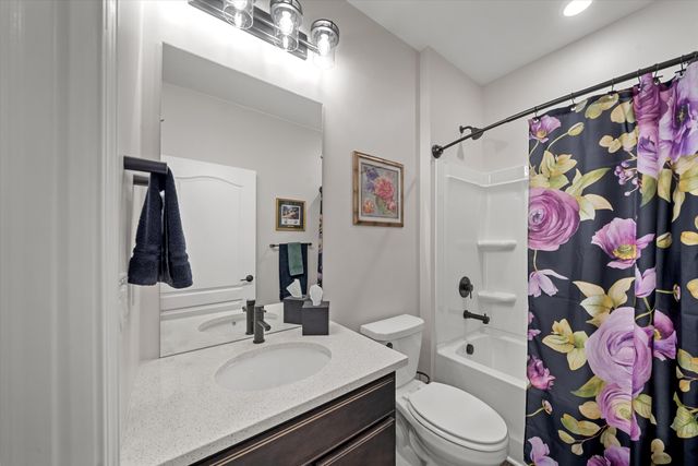 50120 Bluebell Street, Canton, MI 48188
