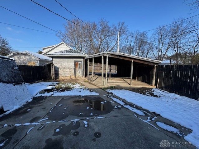 1727 W Riverview Avenue, Dayton, OH 45402