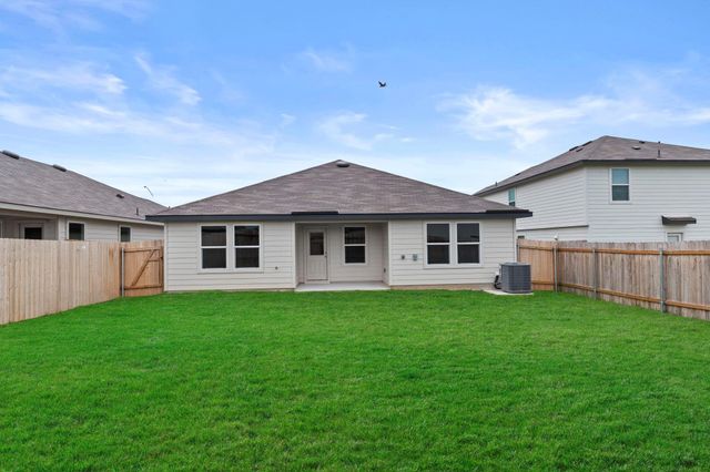 335 Boatman CV, Seguin, TX 78666