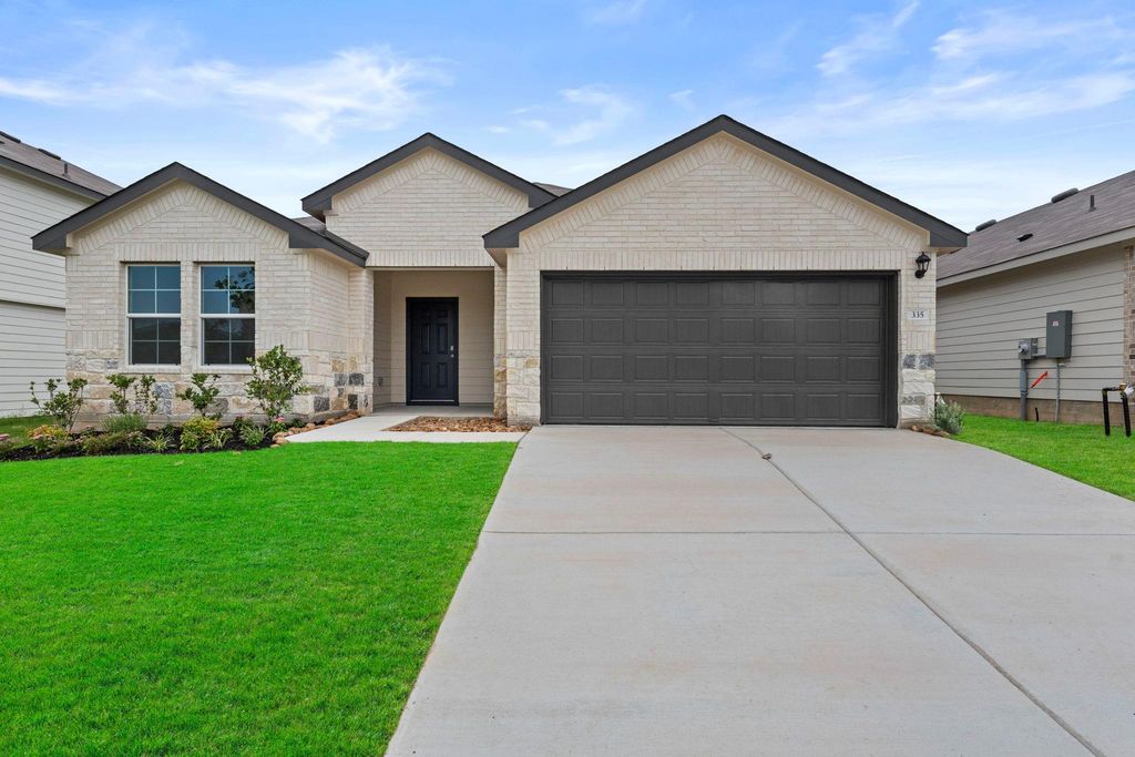 335 Boatman CV, Seguin, TX 78666