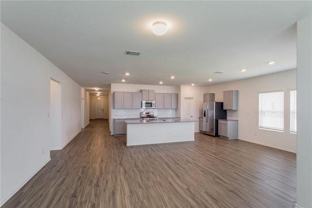 713 Mallow RD, Leander, TX 78641
