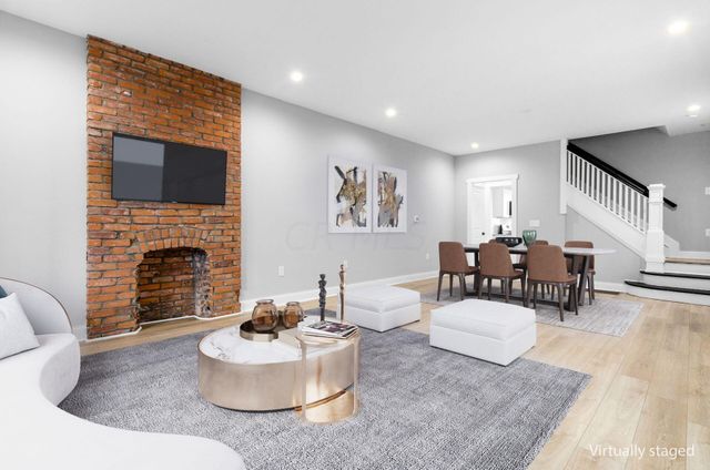 422-424 Morrison Avenue, Columbus, OH 43205