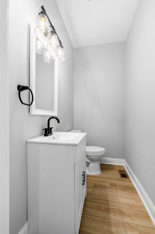 422-424 Morrison Avenue, Columbus, OH 43205