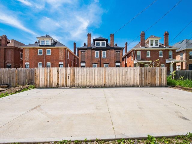 422-424 Morrison Avenue, Columbus, OH 43205