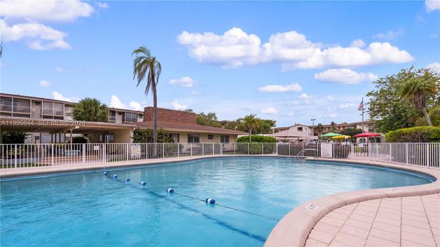 16900 NE 14th Avenue 204, Miami, FL 33162