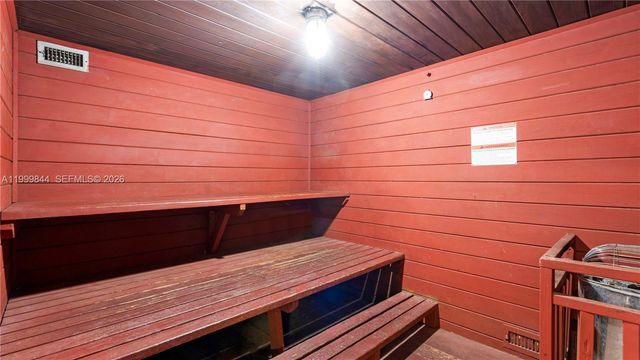 16900 NE 14th Avenue 204, Miami, FL 33162