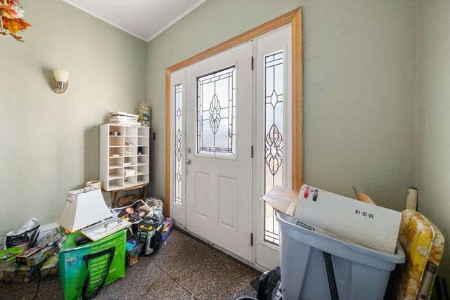 6 Highland St, Woburn, MA 01801