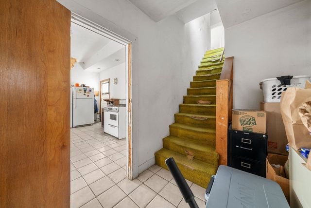 6 Highland St, Woburn, MA 01801