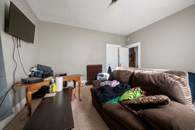 6 Highland St, Woburn, MA 01801