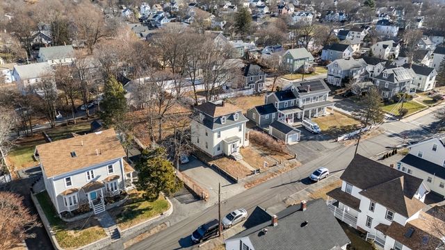 6 Highland St, Woburn, MA 01801