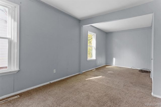 256 Cedardale Avenue, Pontiac, MI 48341