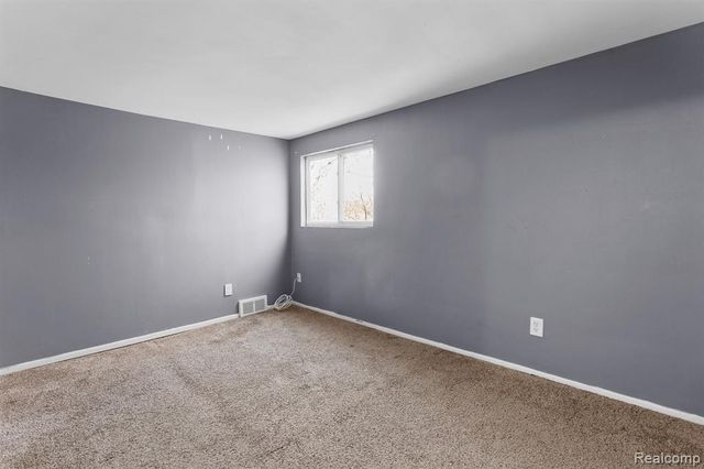 256 Cedardale Avenue, Pontiac, MI 48341