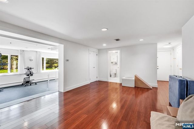 408 Chelsea Street, Paramus, NJ 07652