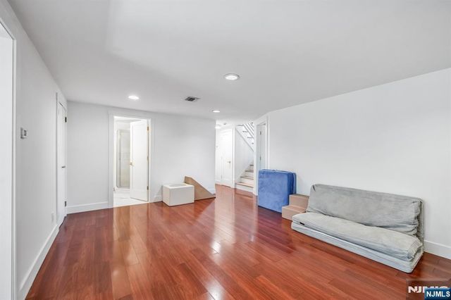408 Chelsea Street, Paramus, NJ 07652