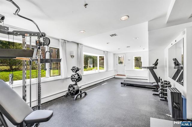 408 Chelsea Street, Paramus, NJ 07652