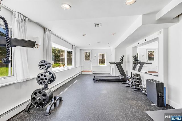 408 Chelsea Street, Paramus, NJ 07652