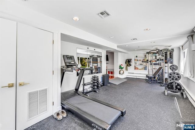 408 Chelsea Street, Paramus, NJ 07652