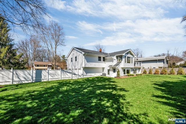 408 Chelsea Street, Paramus, NJ 07652