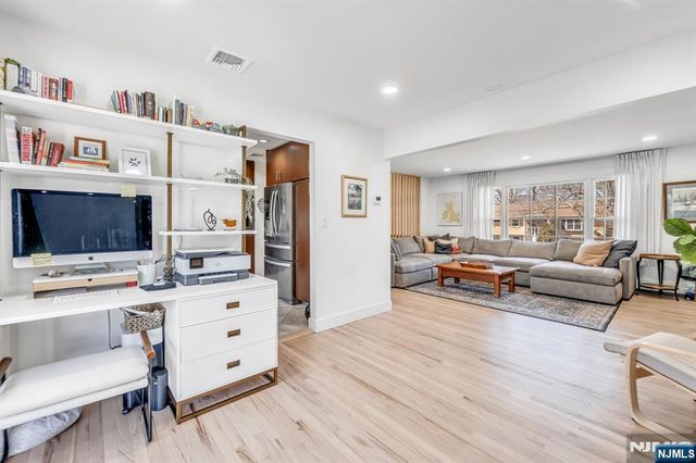 408 Chelsea Street, Paramus, NJ 07652