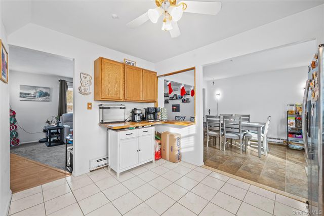 61 Federal Lane, Coram, NY 11727