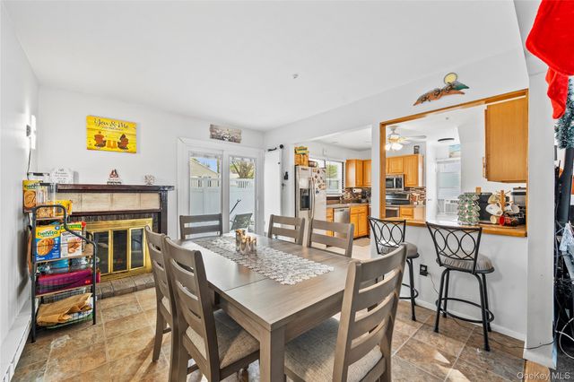 61 Federal Lane, Coram, NY 11727