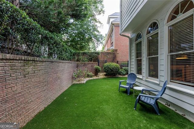 2322 Valley Brook Way NE, Brookhaven, GA 30319