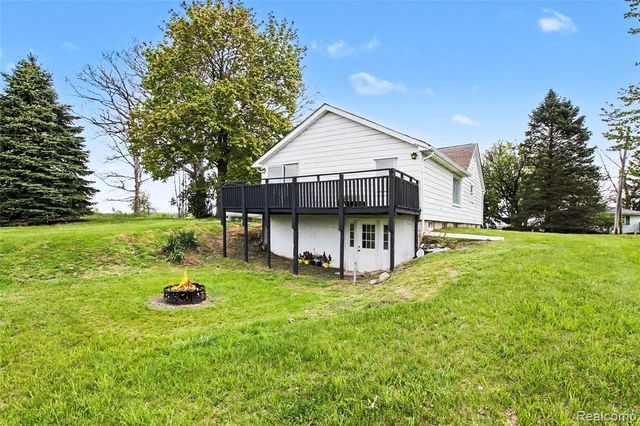 9433 E Lovejoy Road, Perry, MI 48872