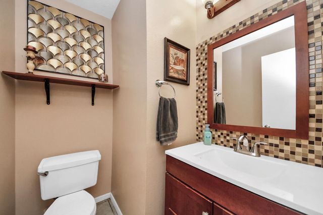 3927 Village Well Drive, Humble, TX 77396