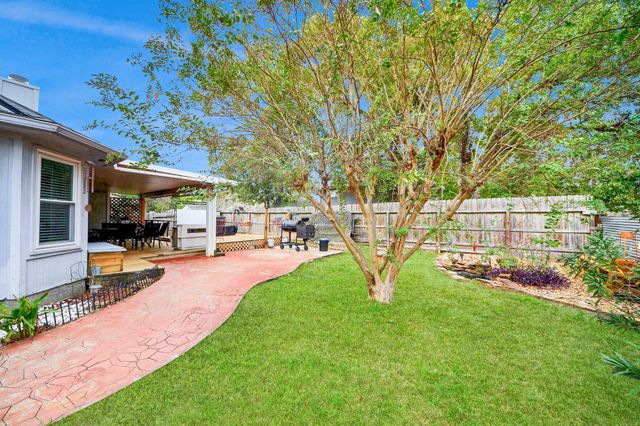 3927 Village Well Drive, Humble, TX 77396