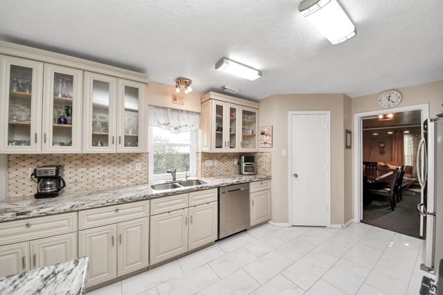 3927 Village Well Drive, Humble, TX 77396