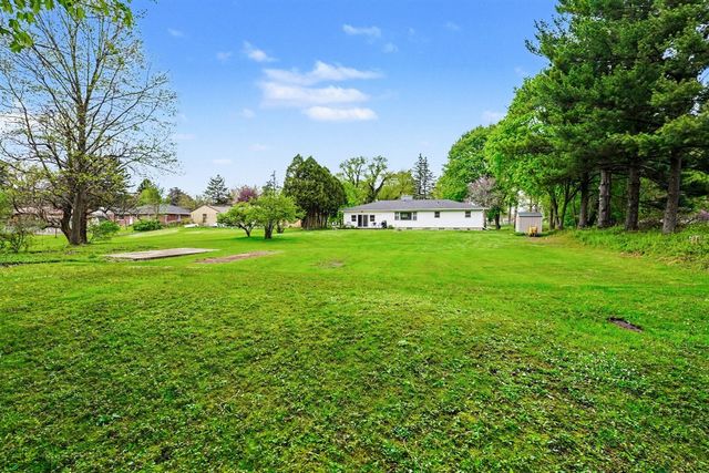4429 Grand Prairie Road, Kalamazoo, MI 49006