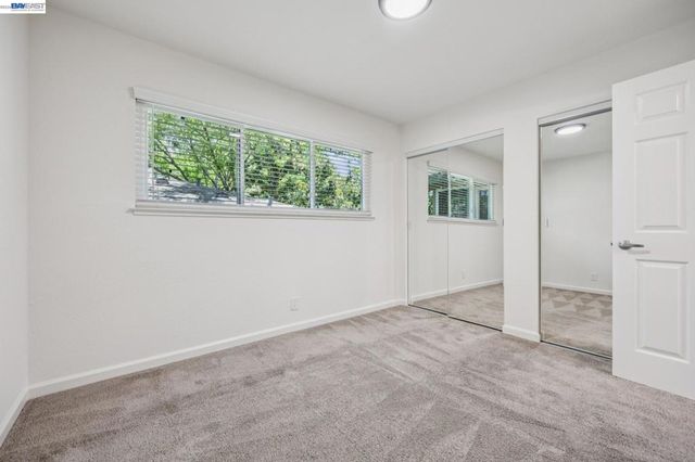 8110 Arroyo Dr, Pleasanton, CA 94588