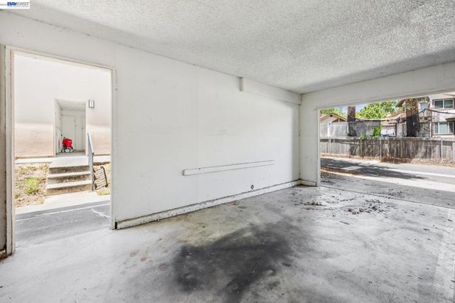 8110 Arroyo Dr, Pleasanton, CA 94588