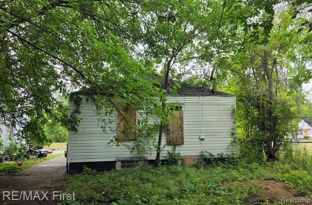 19384 Dresden Street, Detroit, MI 48205