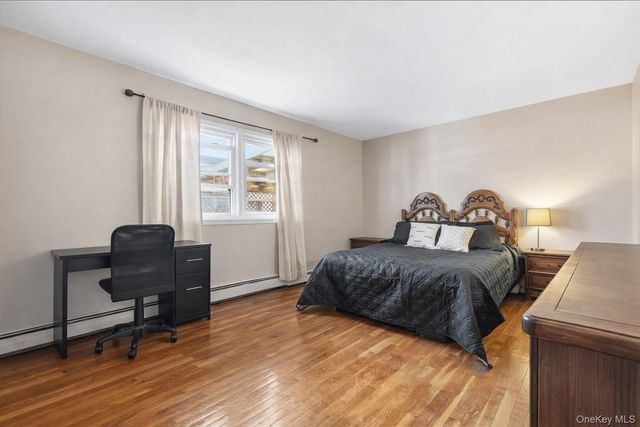 112 King Street, Bay Shore, NY 11706
