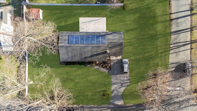 112 King Street, Bay Shore, NY 11706
