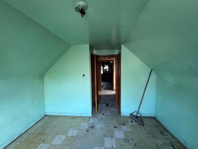 8371 S Baltimore Avenue, Chicago, IL 60617