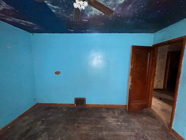 8371 S Baltimore Avenue, Chicago, IL 60617