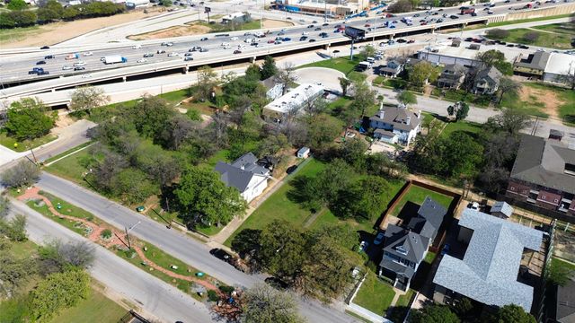 1830 Park Row Avenue, Dallas, TX 75215