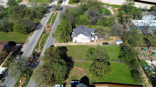 1830 Park Row Avenue, Dallas, TX 75215