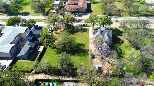 1830 Park Row Avenue, Dallas, TX 75215