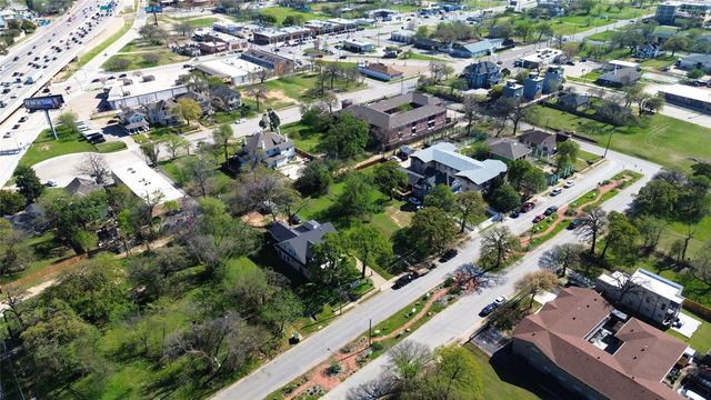 1830 Park Row Avenue, Dallas, TX 75215