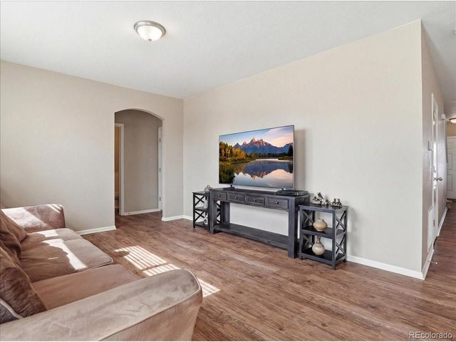 1557 Edenbridge Dr, Windsor, CO 80550