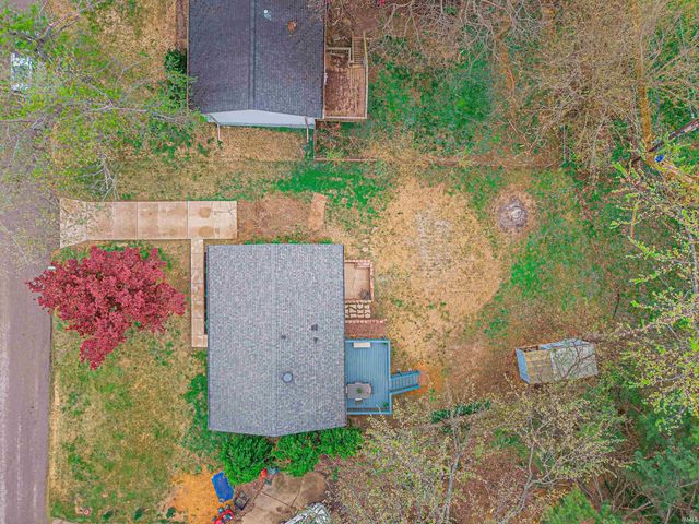 6697 CONCORD Drive, Newburgh, IN 47630