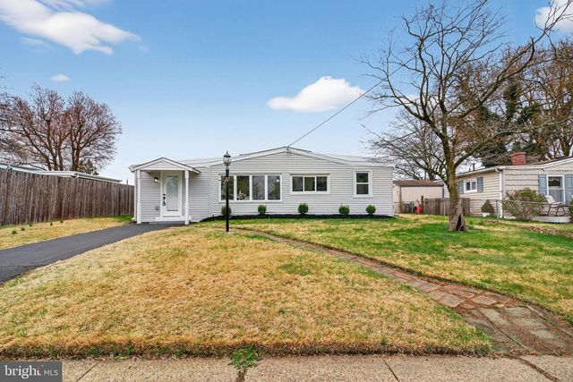 226 RUTH AVE, Maple Shade, NJ 08052