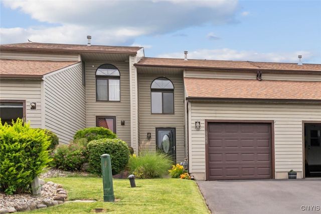 104 Lookout Circle, Camillus, NY 13209