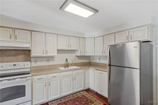 104 Lookout Circle, Camillus, NY 13209