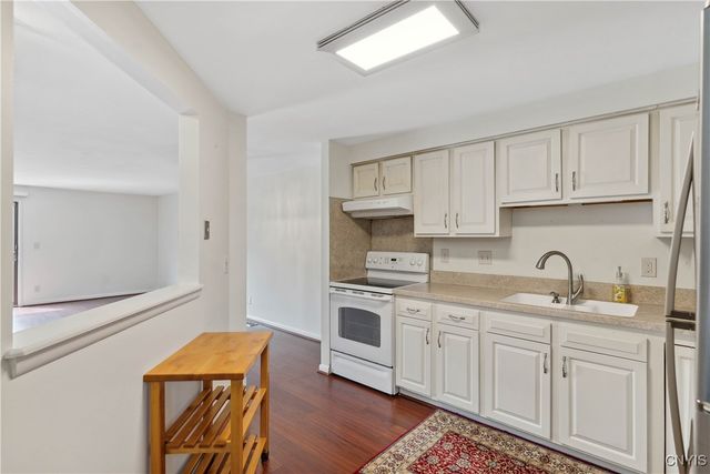 104 Lookout Circle, Camillus, NY 13209