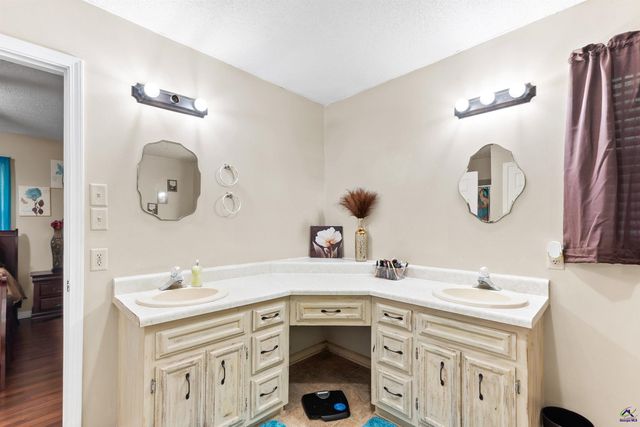 1260 Greentree Parkway, Macon, GA 31210